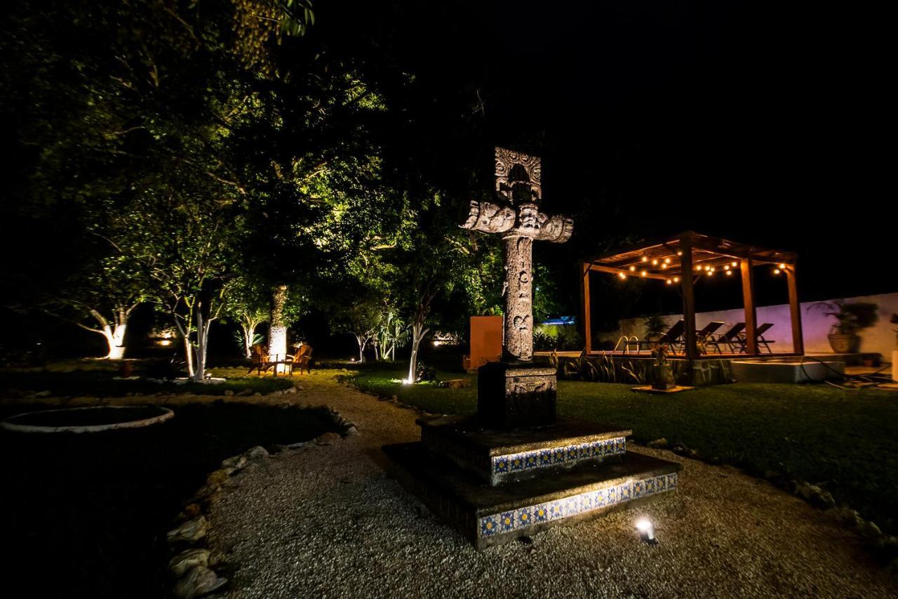 Hotel Boutique Casa Xaan Вальядолід Екстер'єр фото